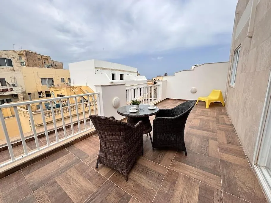 Elegant Penthouse In St Julians Stj28 Apartamento St. Julian's